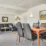 Inda - 10km From The Sea By Interhome בית נופש