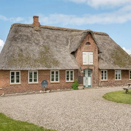 Inda - 10km From The Sea By Interhome Højer