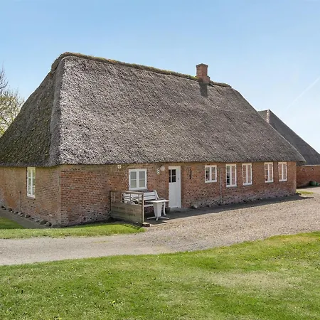 Prázdninový dům Inda - 10km From The Sea By Interhome